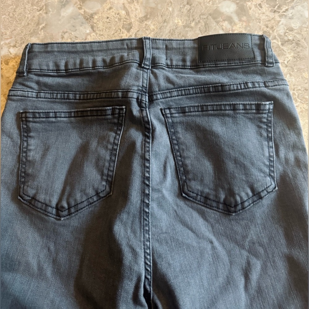 Fitjeans - Picture 6 of 6